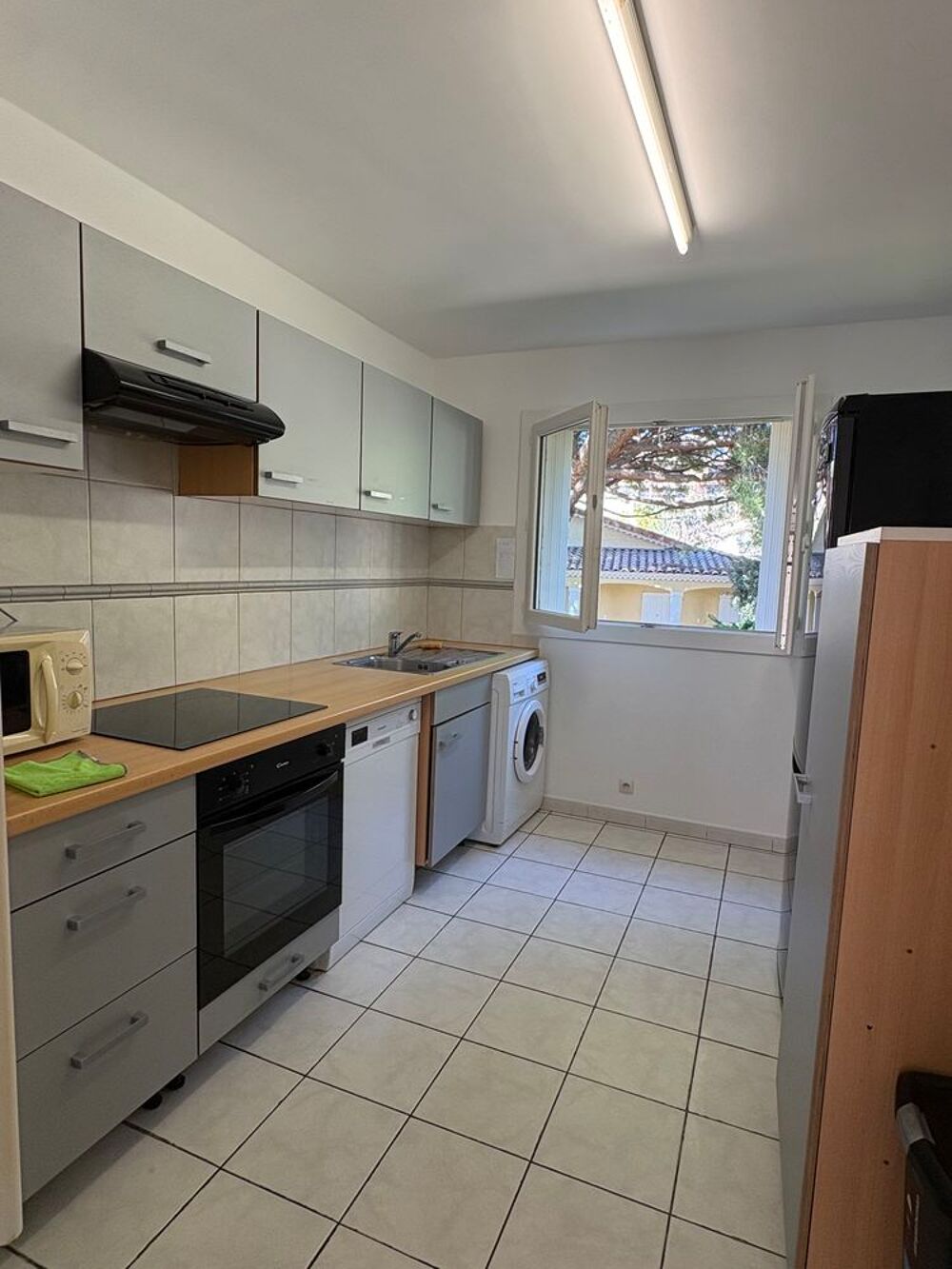 Vente Appartement Appartement T3 / centre ville Bandol / résidence sécurisée Bandol