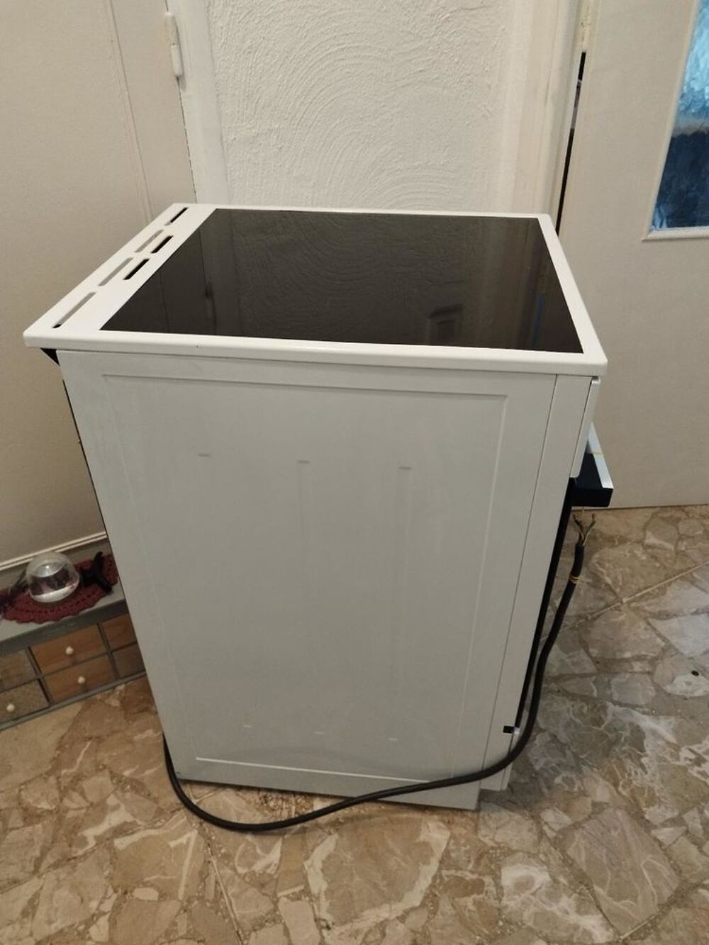 cuisiniere induction 50cm , achet&eacute;e en juillet 2025, Electroménager