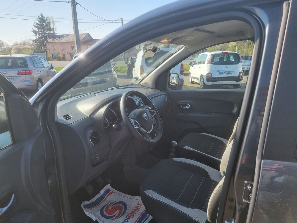 Lodgy dCI 110 7 places Stepway 2018 occasion 86600 Coulombiers
