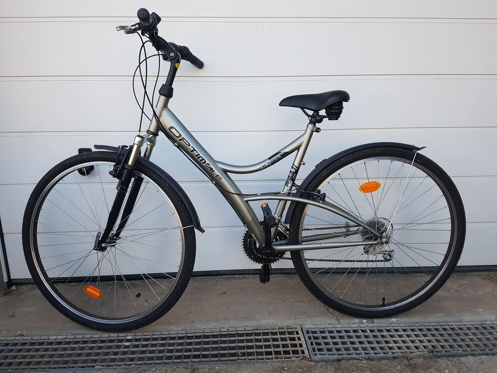 Achetez vtc femme vtc occasion annonce vente Sarreguemines 57