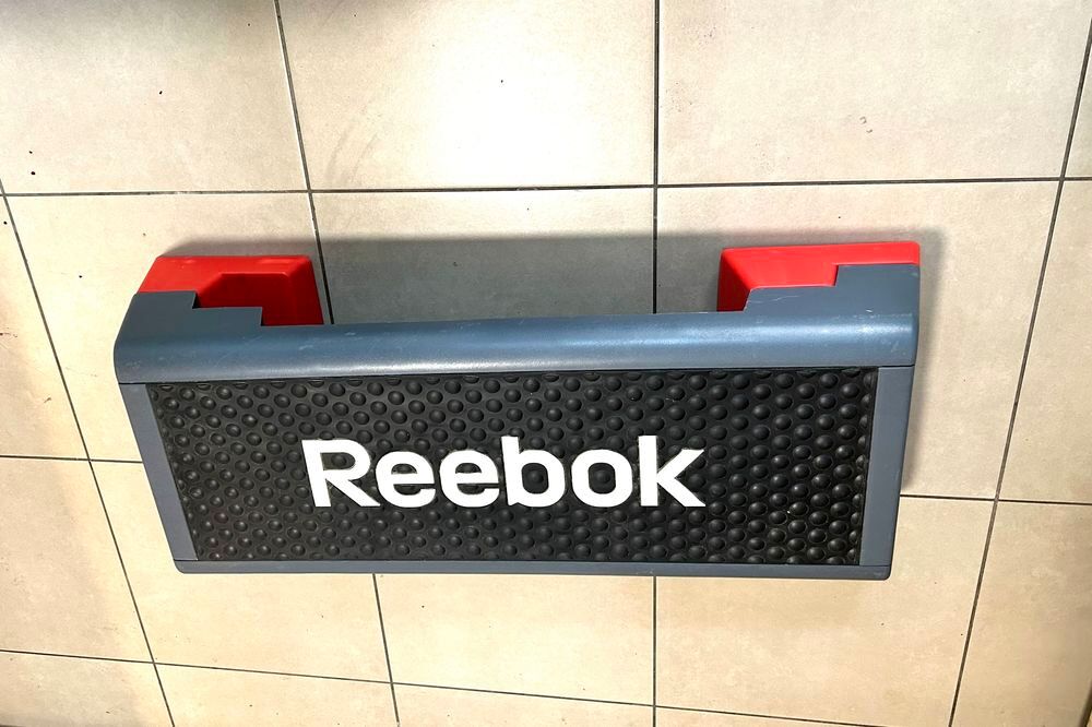 Step de fitness Reebok r&eacute;glable Sports