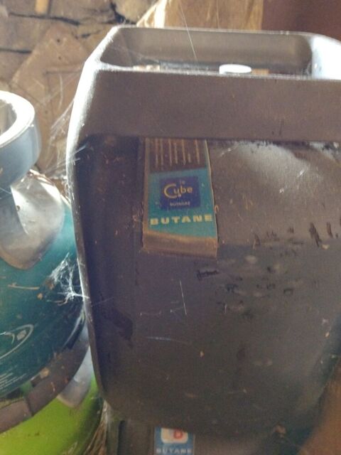 Bouteilles de gaz différents modèles 5 Riom-ès-Montagnes (15)