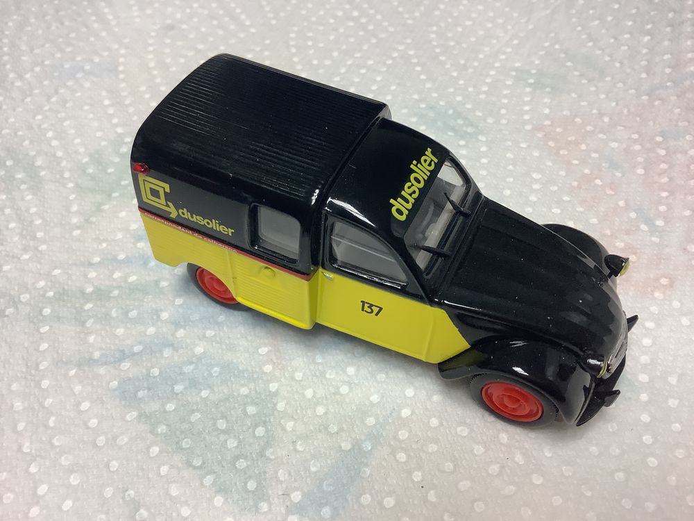 CITRO&Euml;N 2CV FOURGONNETTE DUSOLIER 1/43 voiture miniature 