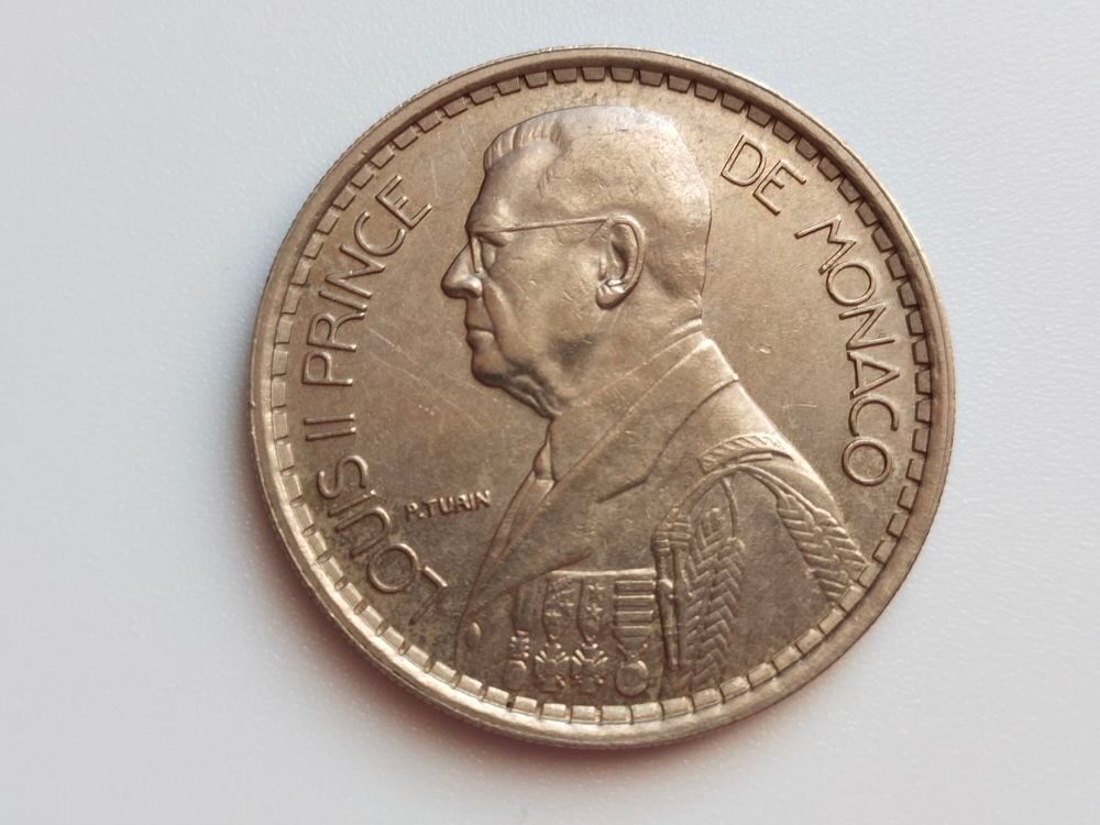 PIECE DE 20 FRANCS DE MONACO "" LOUIS 2 "" ANNEE 1947 . 