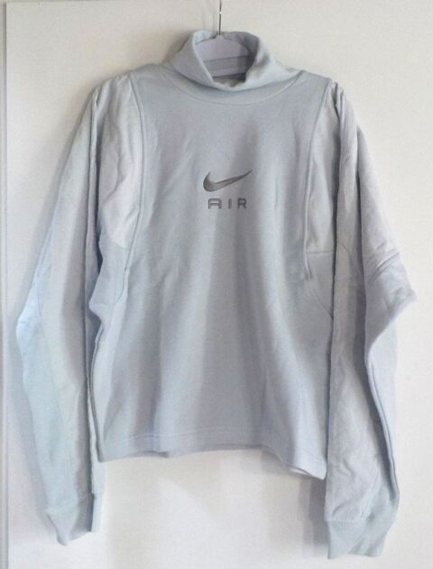 SWEAT BLANC ET GRIS NIKE TAILLE L 25 Bubry (56)