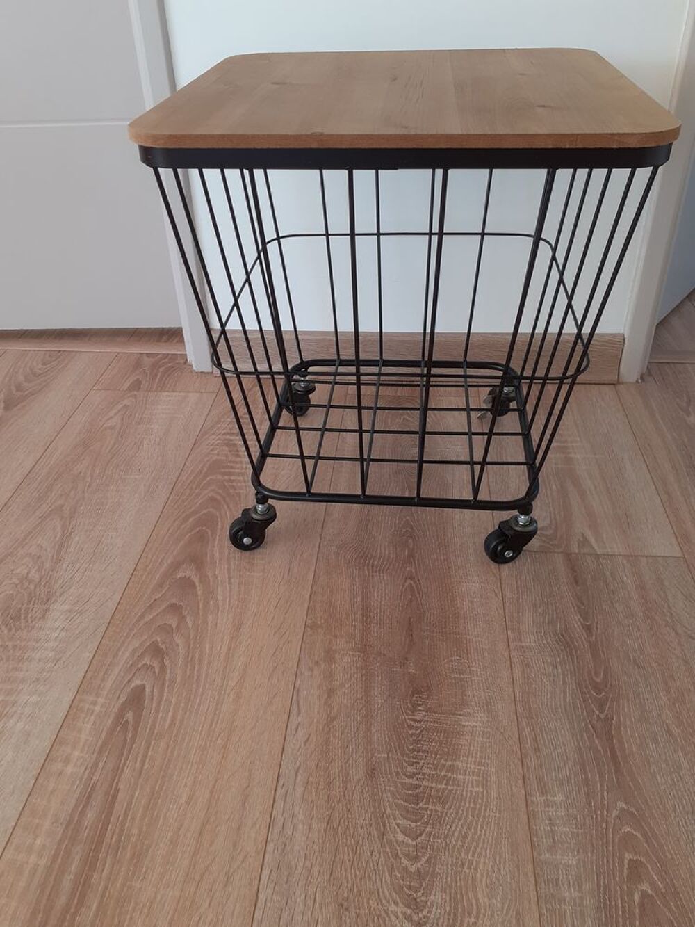 
Tablette d' Appoint BOIS et FER sur Roulettes - NEUVE Meubles