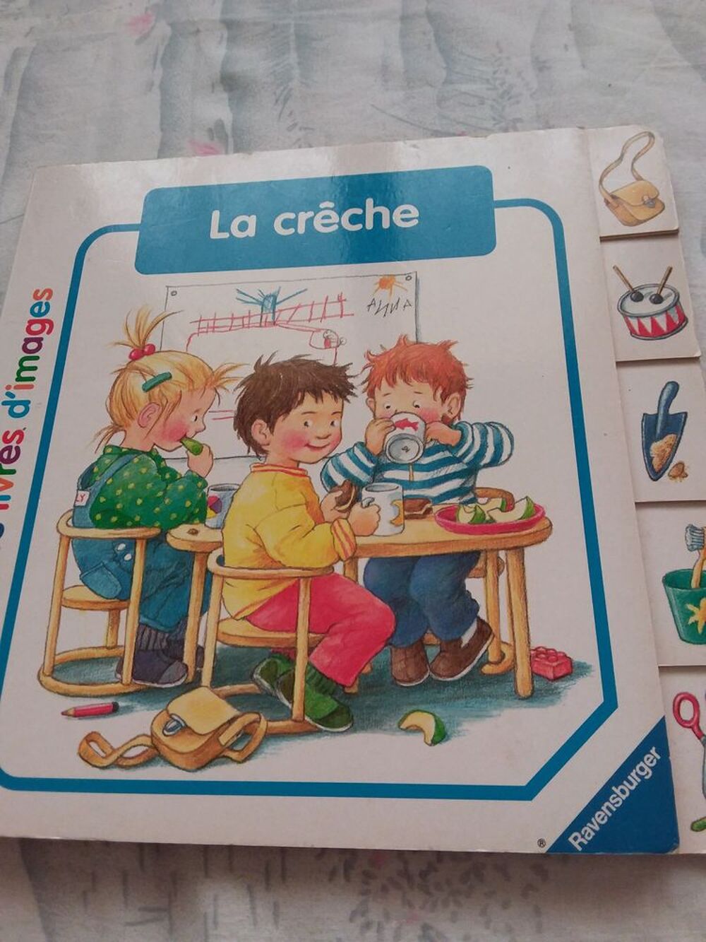 La cr&egrave;che Livres et BD