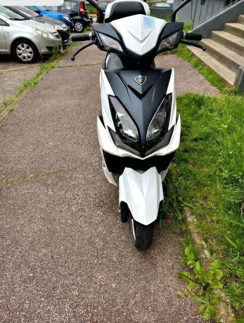 Scooter DIVERS 2023 occasion Landouge 87100