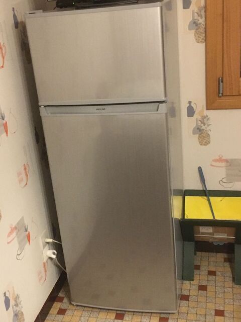 frigo / conglateur 150 Ramonchamp (88)