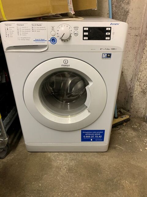Machine  laver 200 Jouy-le-Moutier (95)