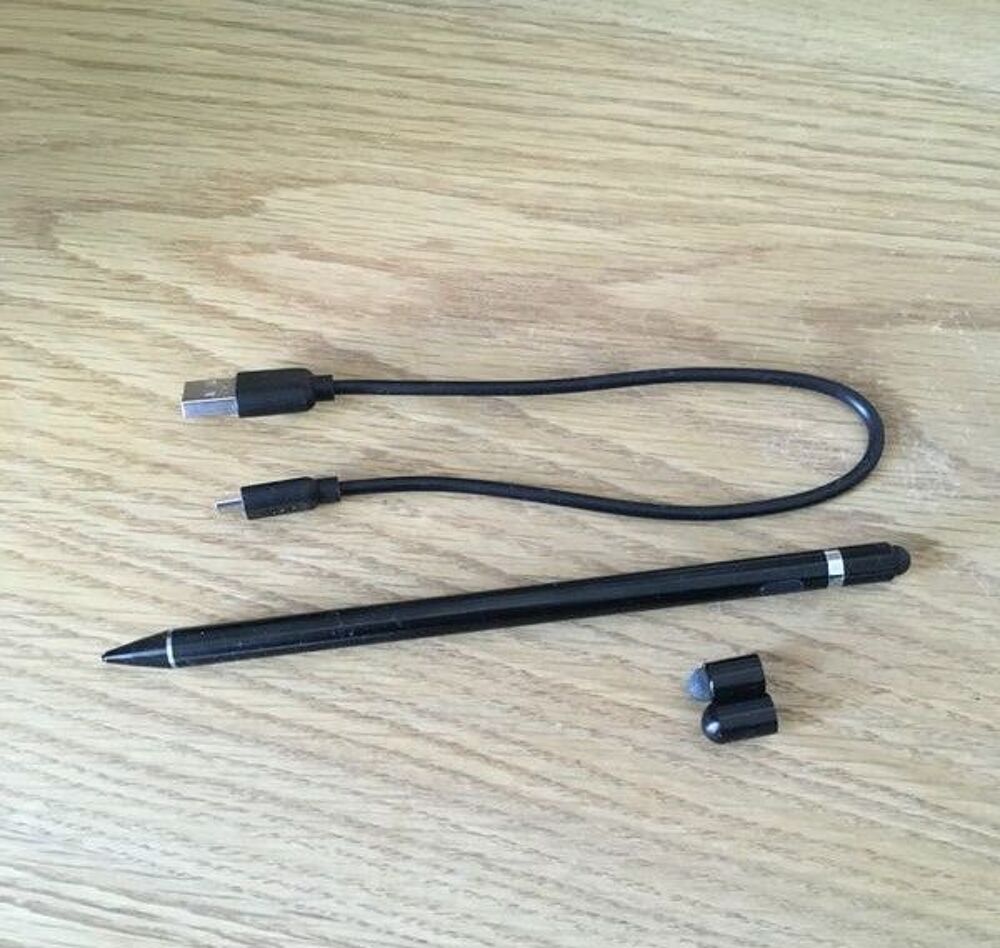 Stylet pour tablette num&eacute;rique NEUF T�l�phones et tablettes