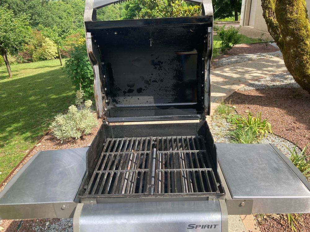 Barbecue/Plancha &agrave; gaz WEBER. Jardin