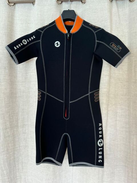 SHORTY de plong�e AQUALUNG 0 Le Broc (06)