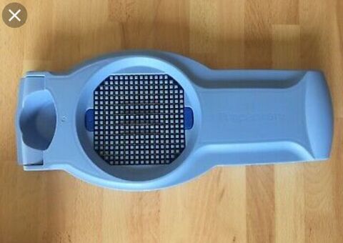 Coup chef coupe frittes tupperware bleu  ou rouge 25 Montluon (03)