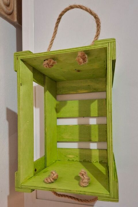 Petite caisse verte décorative en bois neuf 8 Villiers (86)
