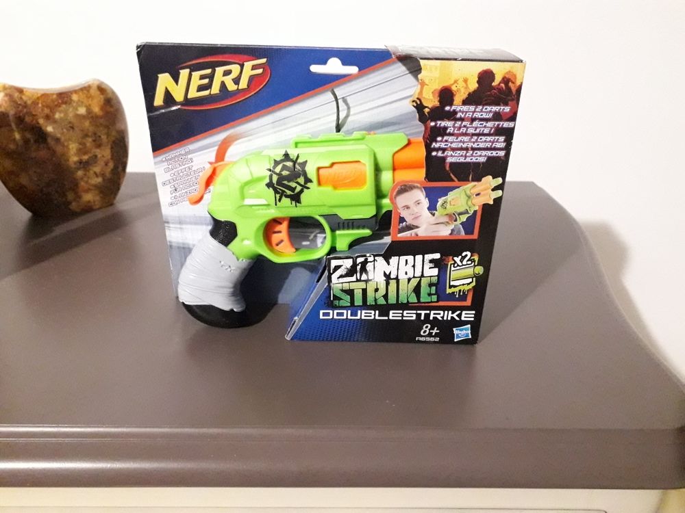 PISTOLET NERF zombie strike Jeux / jouets