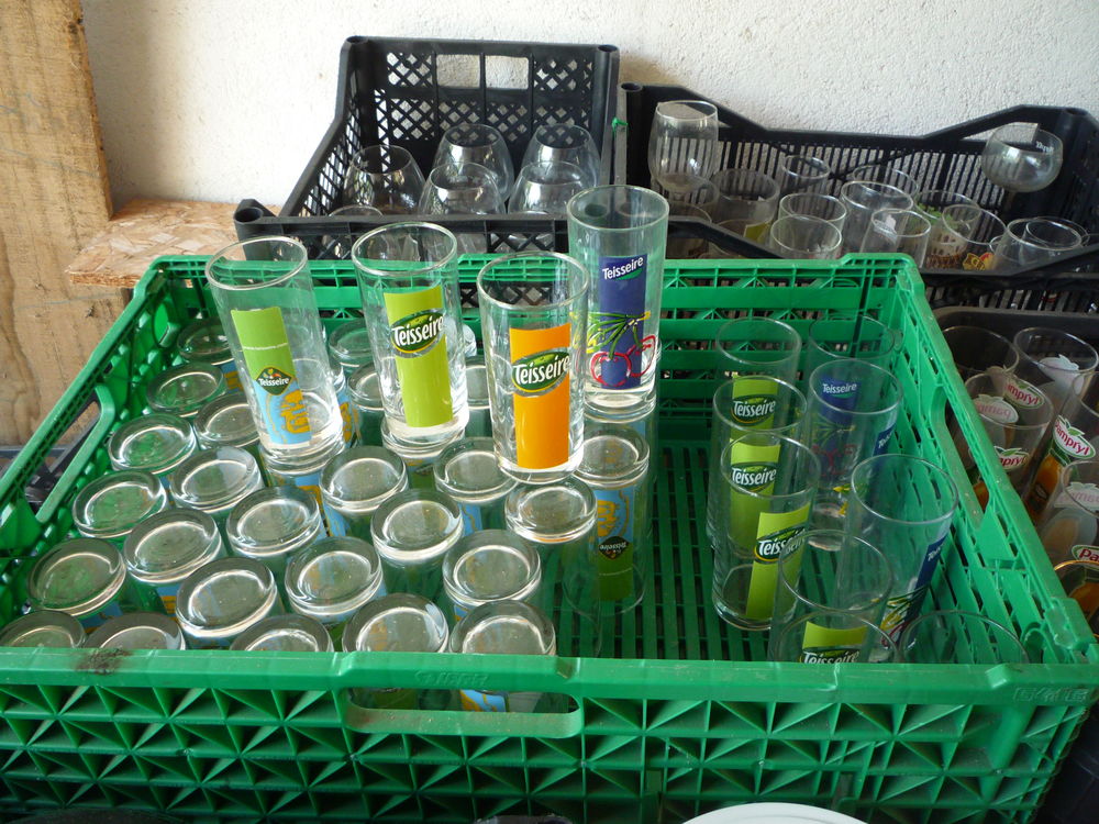 Verre bistro/Teisseire/Pampryl/Guyot/Amstel/Pelfort/Kronenbo 