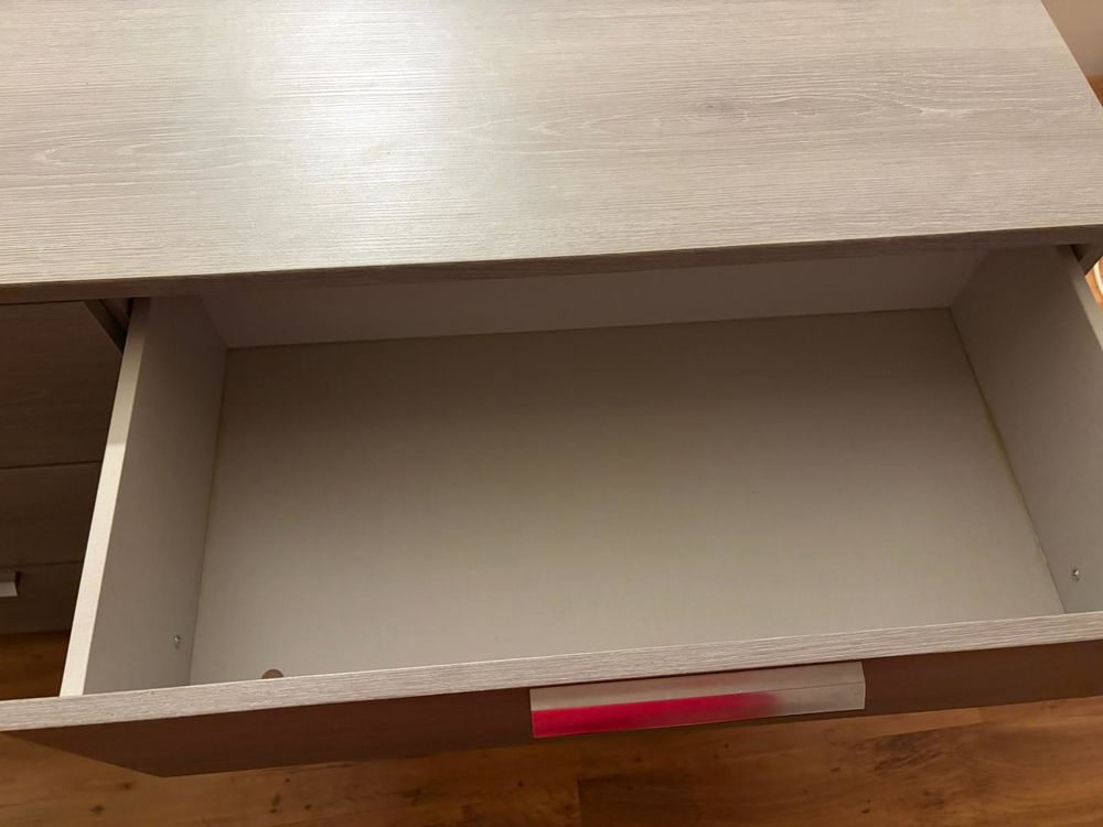 lit et commode moderne Meubles