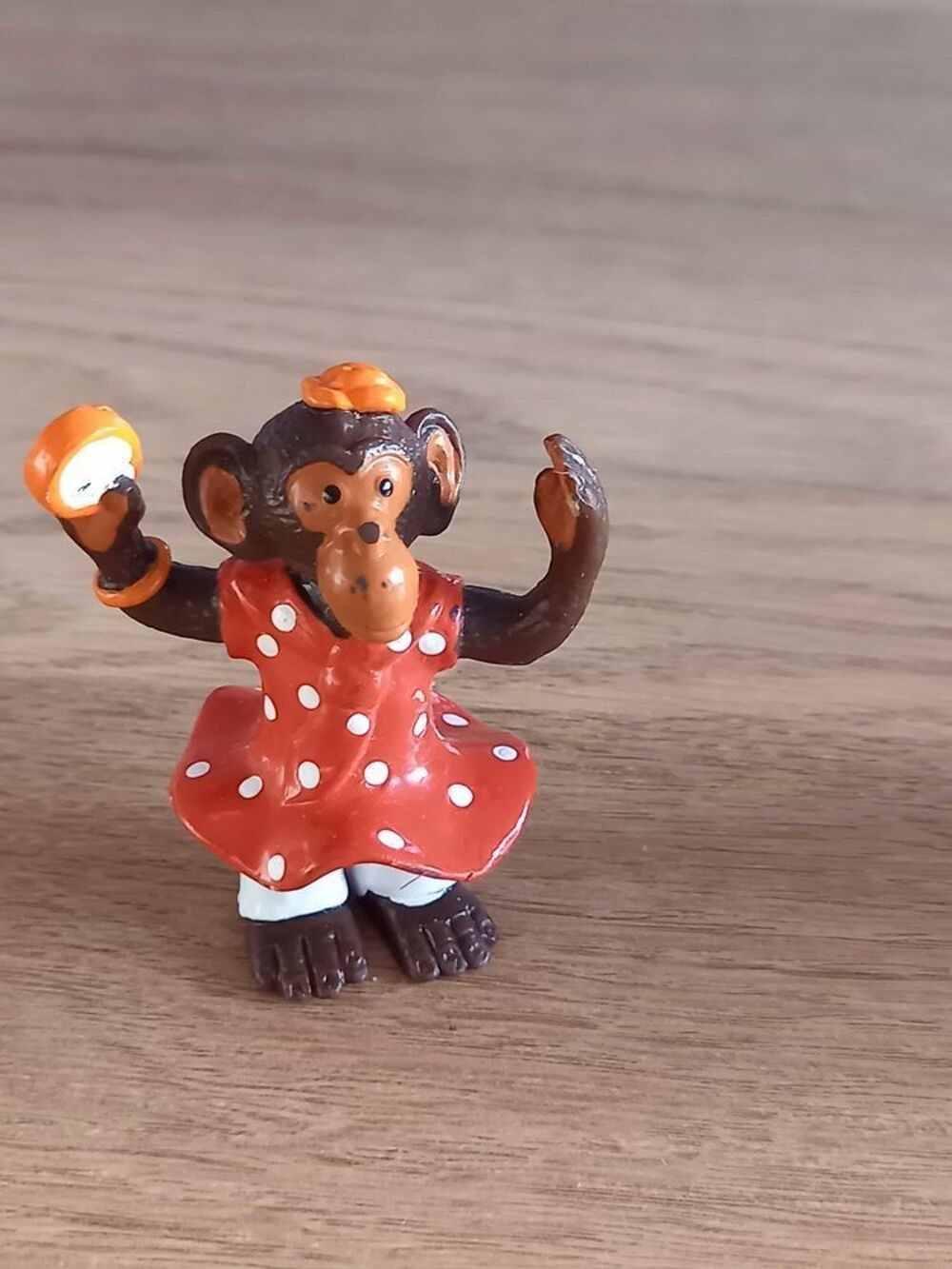 Lot de 3 figures singe "Omo" comme neuves 