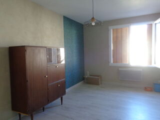  Appartement à louer 3 pièces 62 m²
