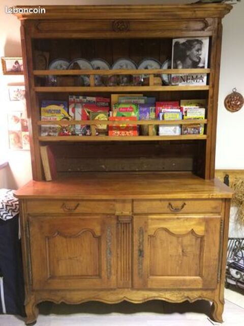 VAISSELIER  MERISIER   CLAIR  MASSIF  ANCIEN 520 Gnissieux (26)