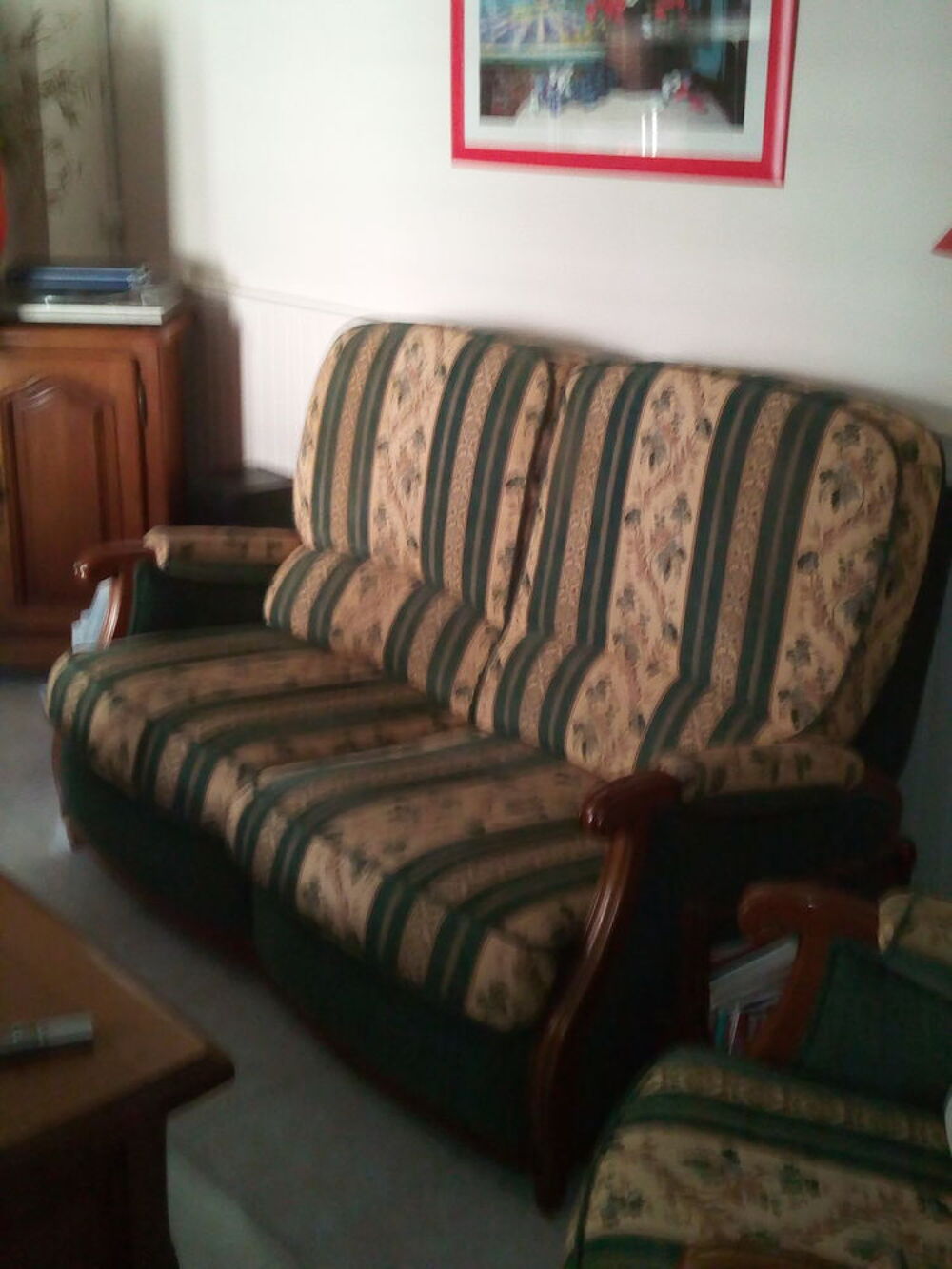 canap&eacute; avec deux fauteuils Meubles