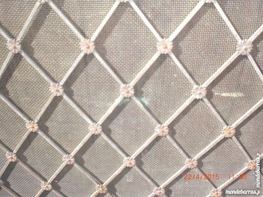 GRILLE DECORATIVE Bricolage