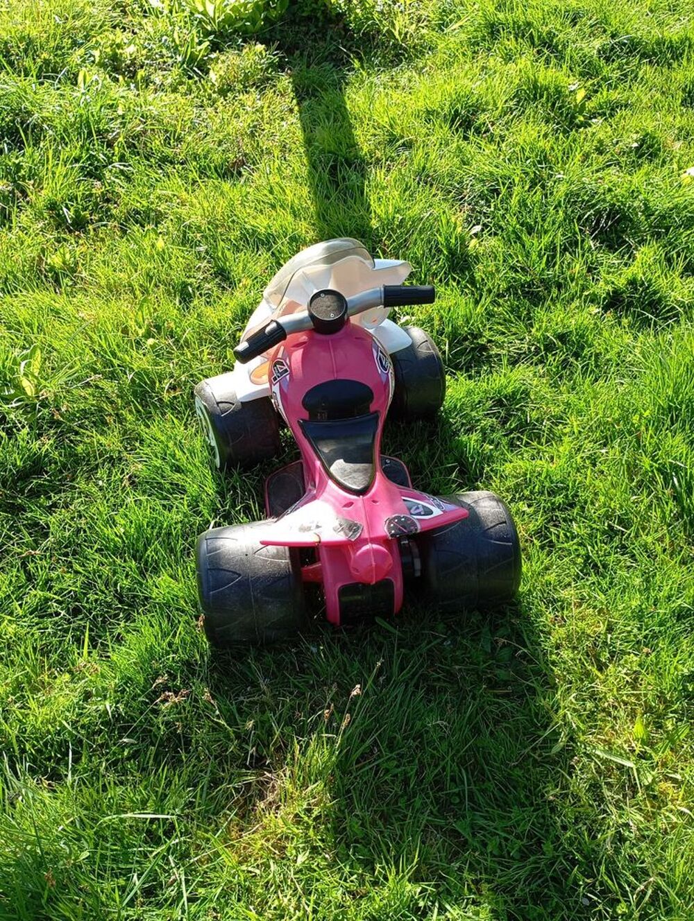 quad &eacute;lectrique enfant Jeux / jouets