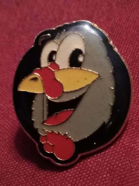 Pin's tte d'oiseau  2 Avermes (03)