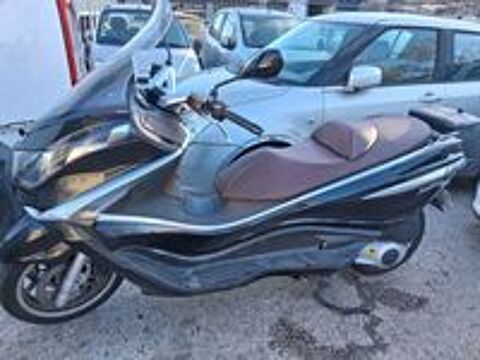 PIAGGIO 2013 occasion 13400 Aubagne