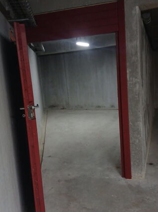  Parking / Garage à louer 15 m²