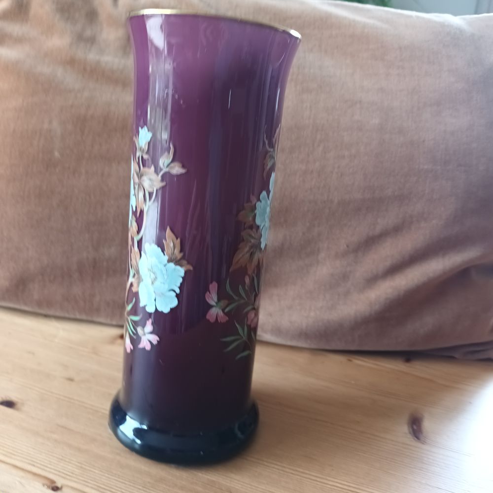 vase fleurs violet verre pivoine iris rose feuilles plantes Décoration