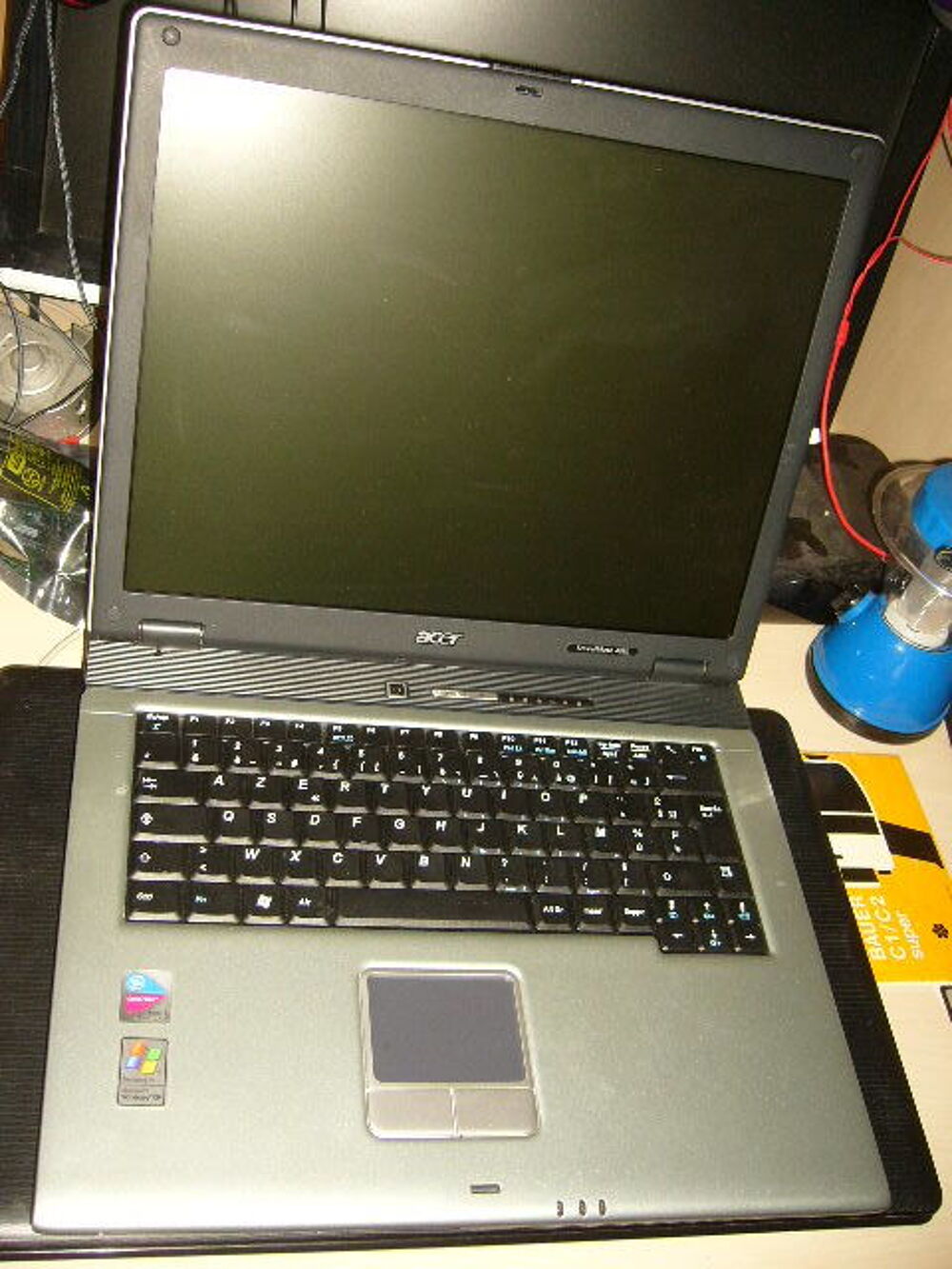 pc portable Acer travelmate 4050 80GB 512MB Matriel informatique
