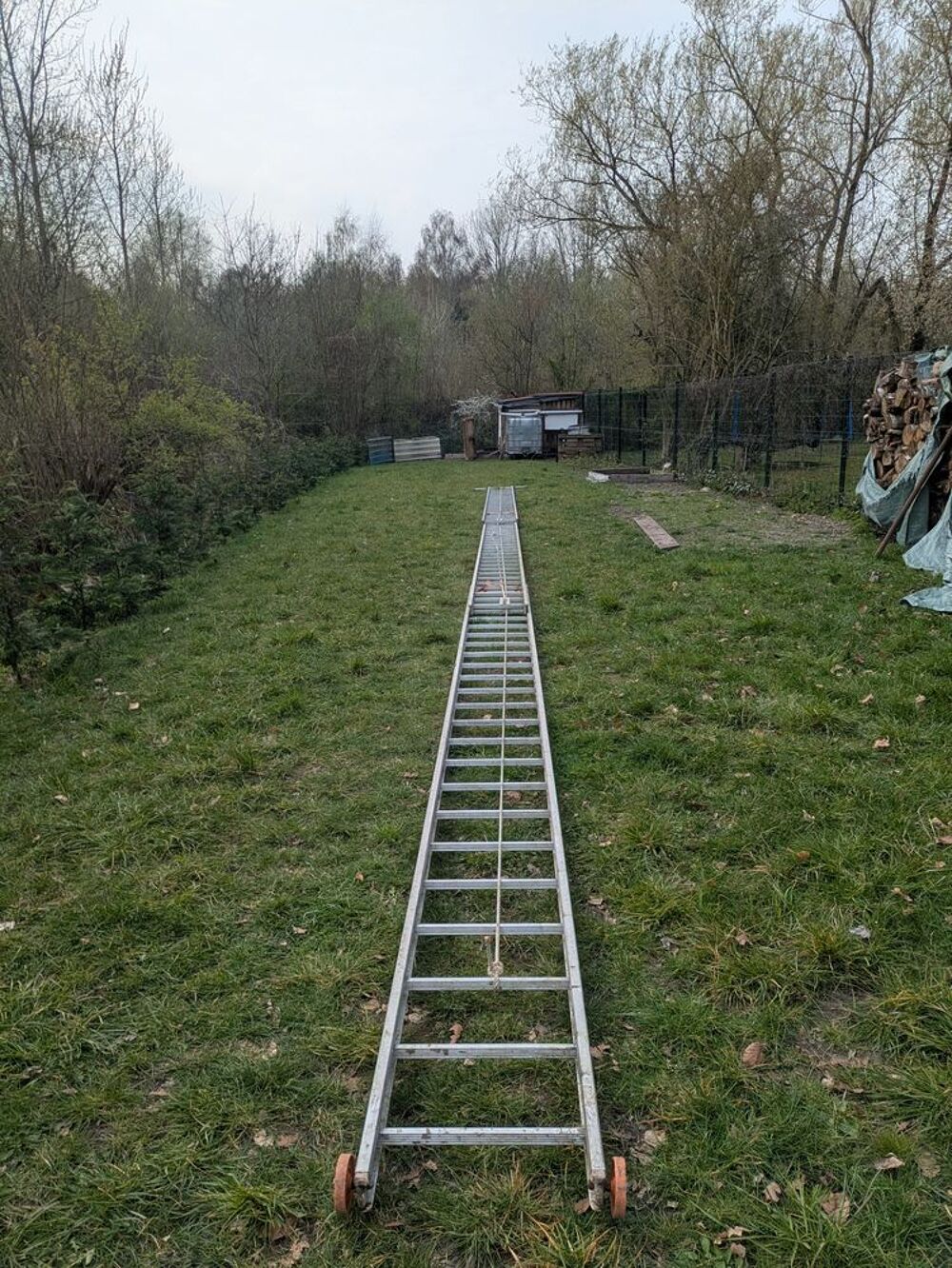 &Eacute;chelle triple Altrex professionnelle ? hauteur 16 m Bricolage