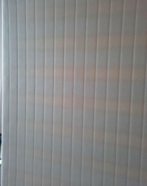 Sommier blanc pour Lit 1 personne 90X190 . 50 Livry-Gargan (93)