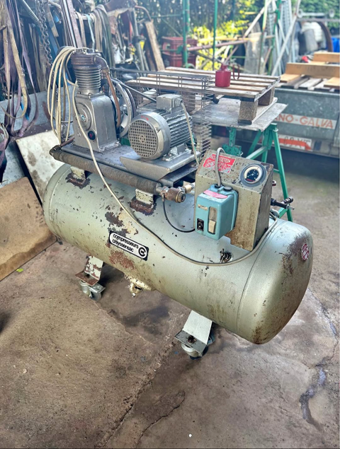 compresseur Creyssensac 300 litres 350 Nieppe (59)