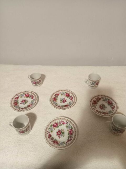 ensemble de tasses � caf� 35 Paris 12 (75)