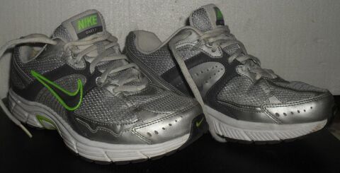 Baskets de course femme Nike Running Dart 7 T40 50 Montreuil (93)