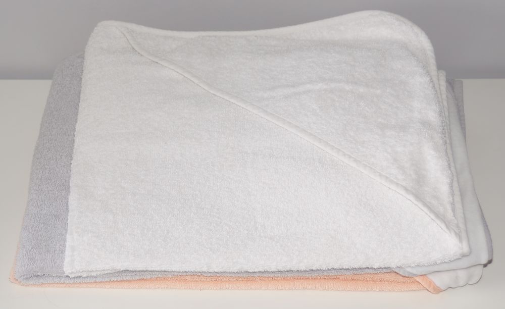 LOT CAPES DE BAIN Vêtements enfants