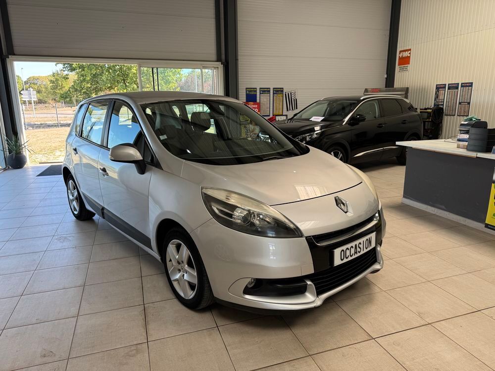 Sc&eacute;nic III Scenic III dCi 95 FAP eco2 Authentique 2012 occasion 56400 Brech