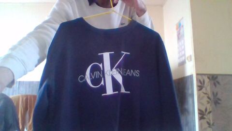 pull calvin klein bleu 10 Chauny (02)