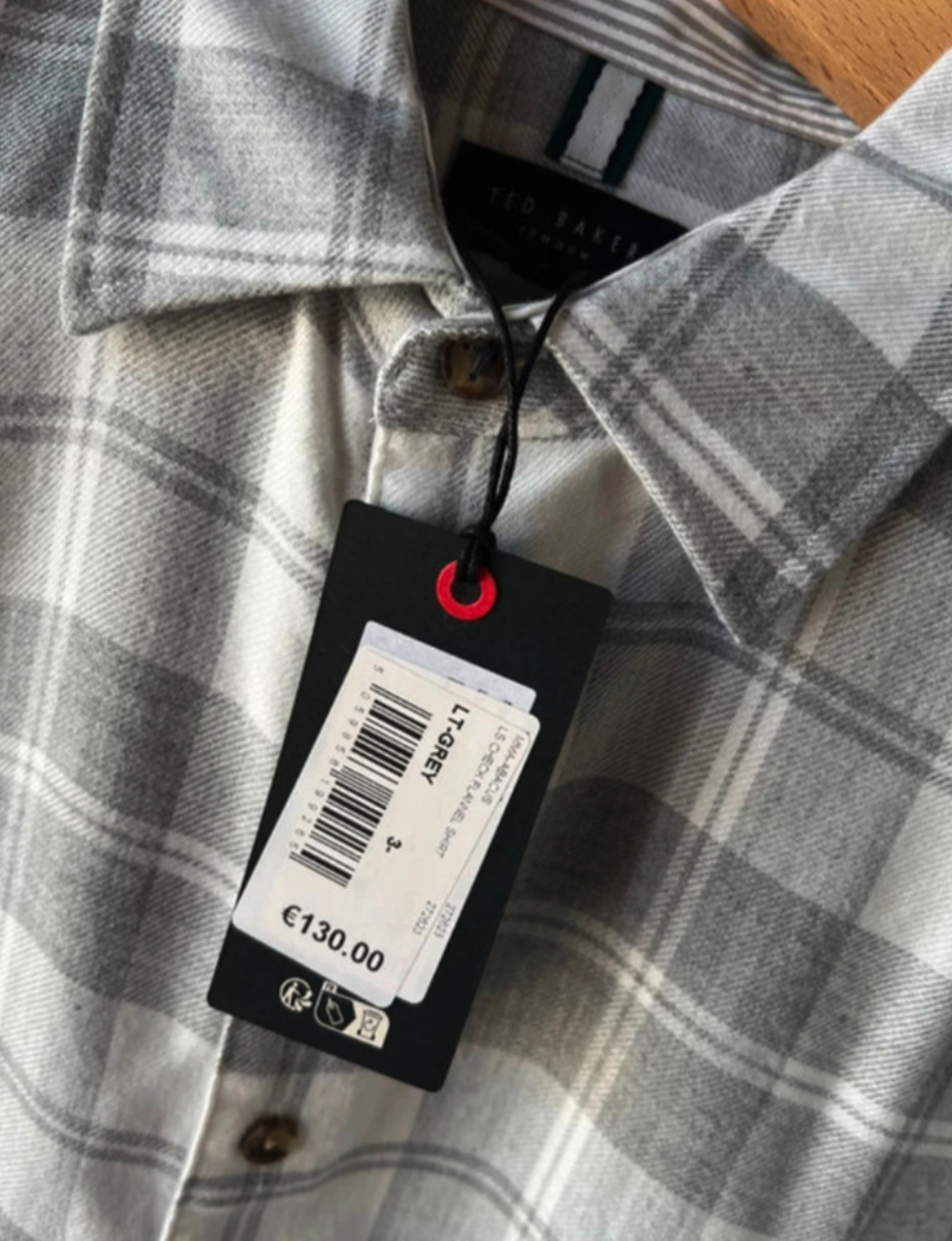 Chemise &agrave; carreaux Ted Baker
M&middot;Neuf avec &eacute;tiquette Vêtements