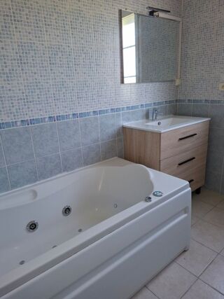 Maison à louer 6 pièces 120 m² Lindry