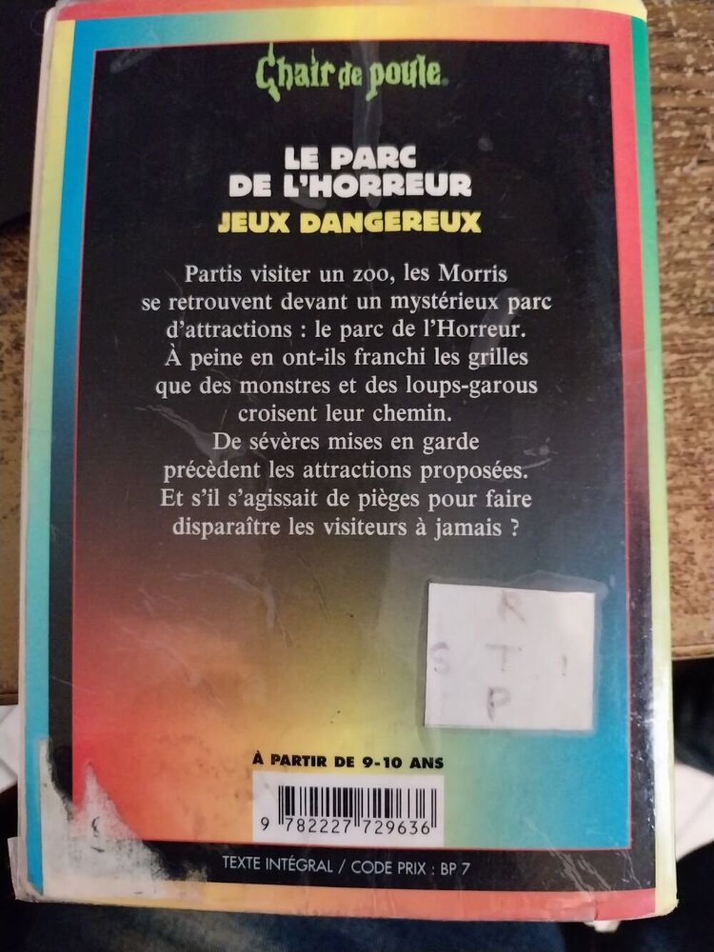 Livre de R.L. STINE collection chair de poule. Livres et BD
