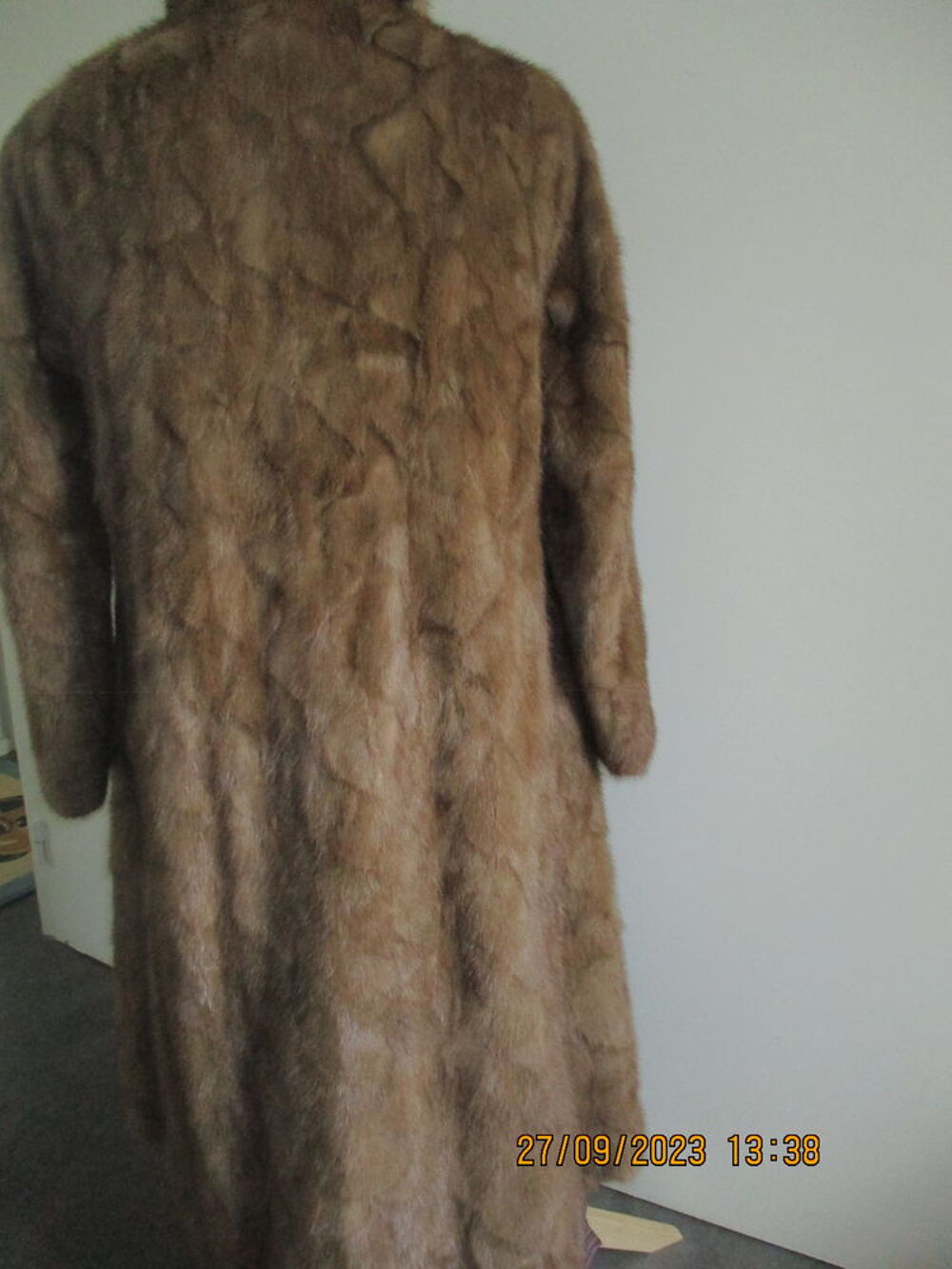 Manteau vison long marque Chaussy Montargis Vtements