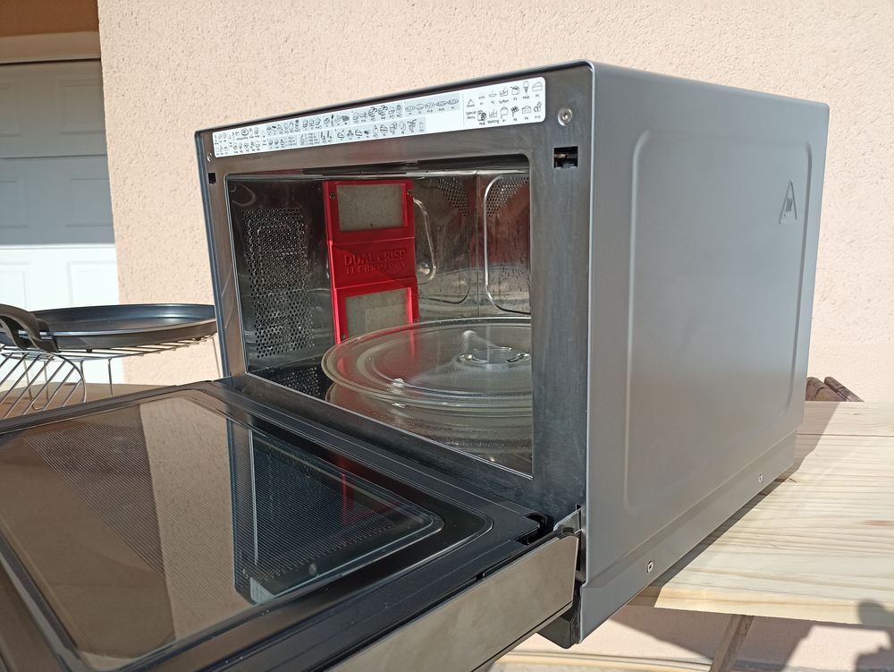 Four combin&eacute; chaleur tournante / Micro-ondes Electroménager