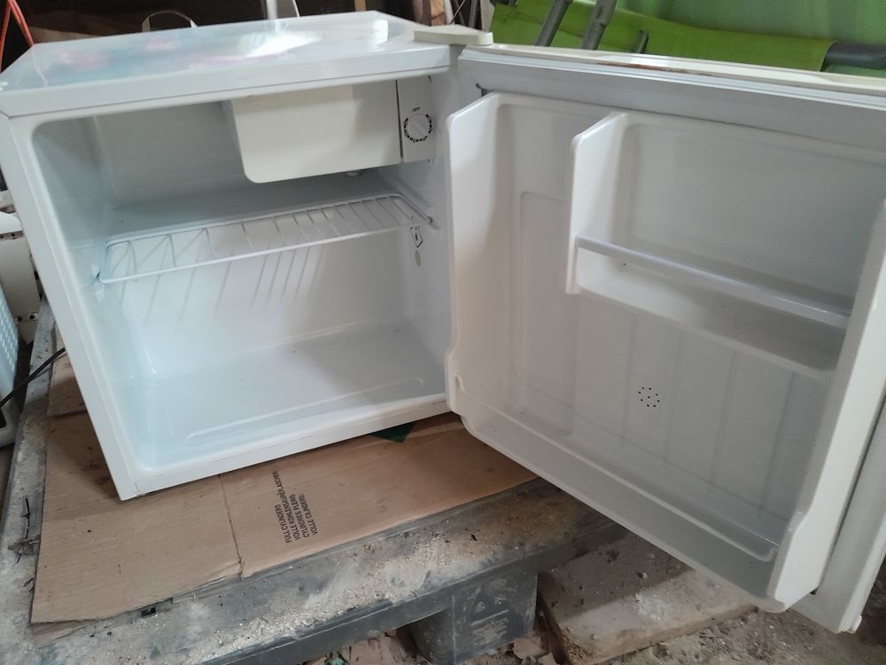 r&eacute;frig&eacute;rateur 46 litres Electroménager