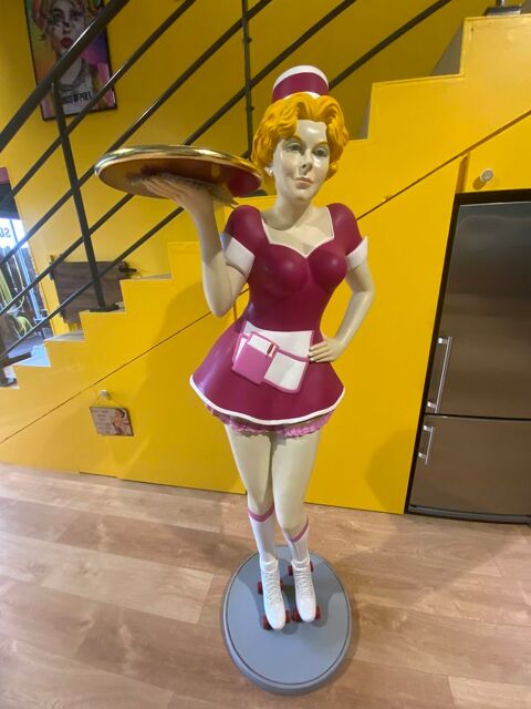 Statue chelle 1 americaine 500 Chessy (77)