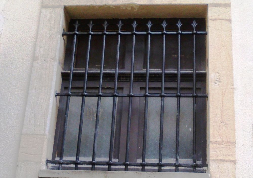 Grille de d&eacute;fense Bricolage