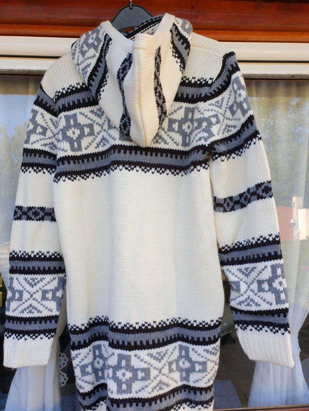 Veste confortable et tr&egrave;s sympa
Vêtements